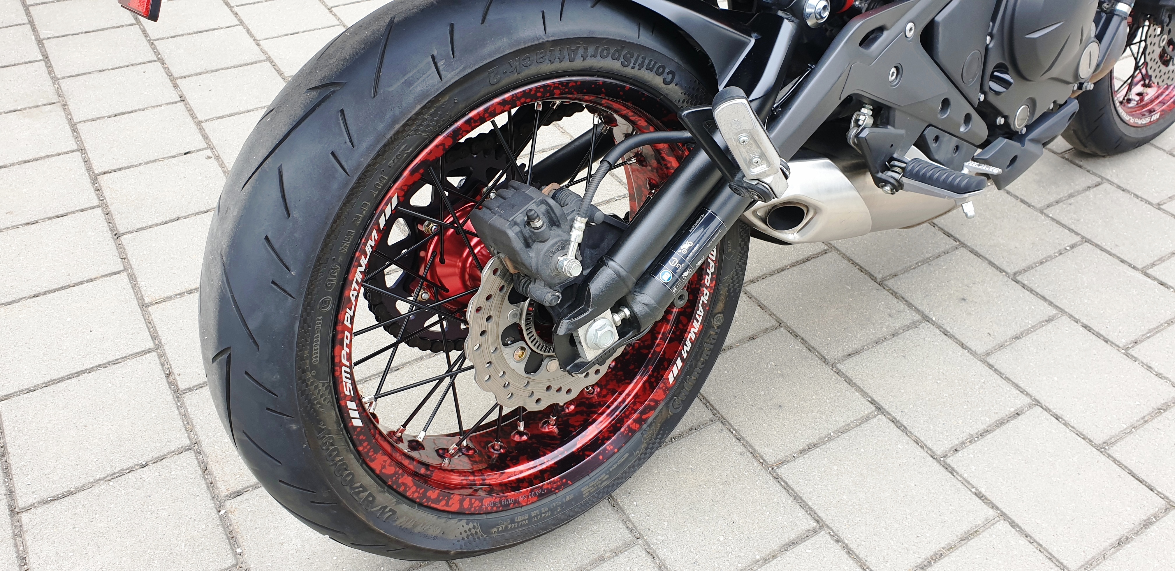 Kawasaki ER6N Speicher�der total rechts